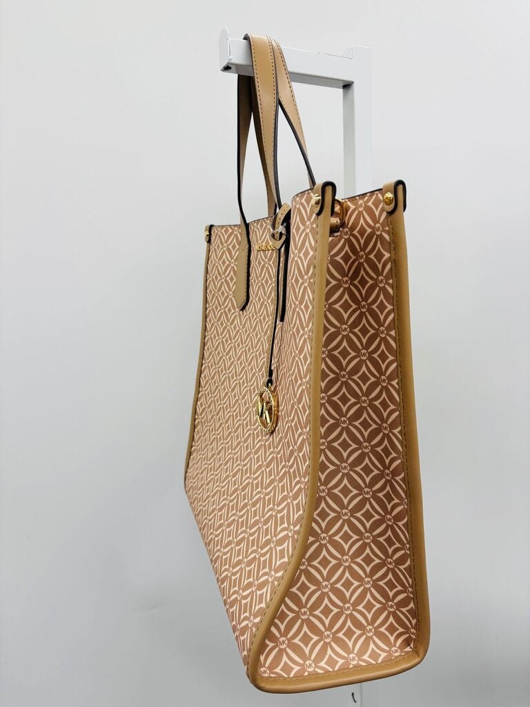 Michael Kors Tote Tan