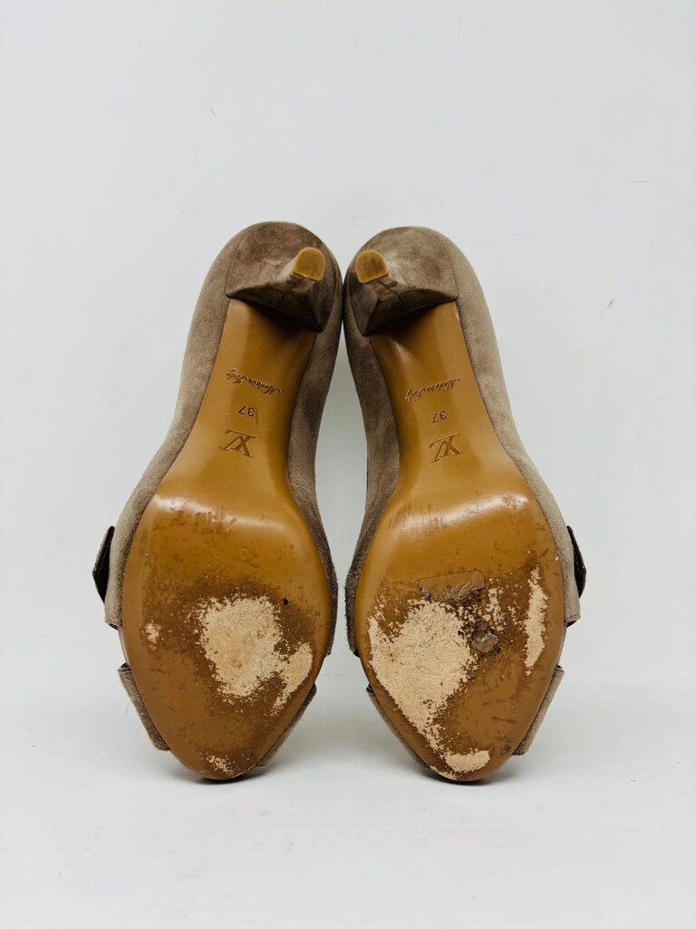 Louis Vuitton LUXURY SHOES Taupe 6.5
