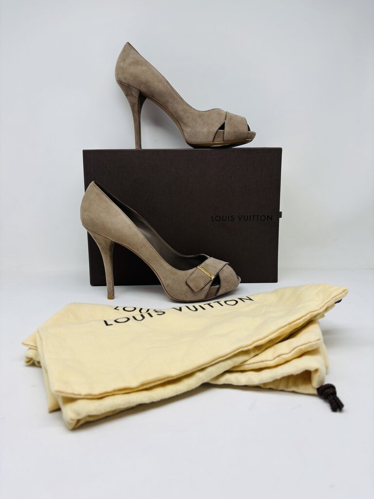 Louis Vuitton LUXURY SHOES Taupe 6.5
