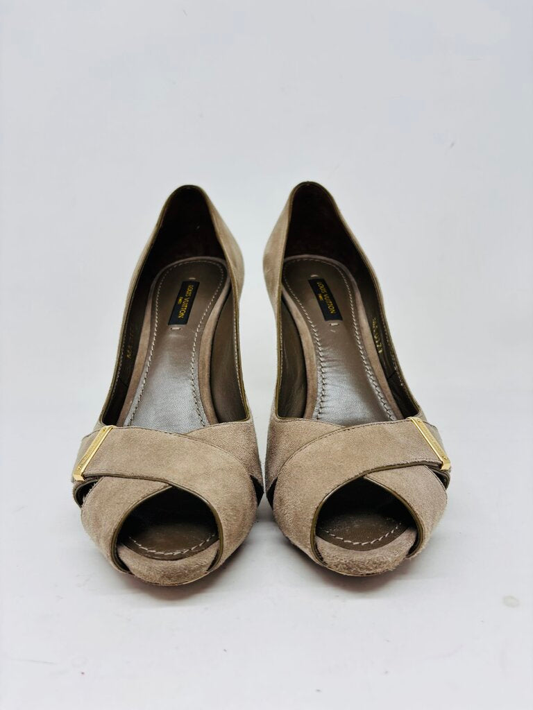 Louis Vuitton LUXURY SHOES Taupe 6.5