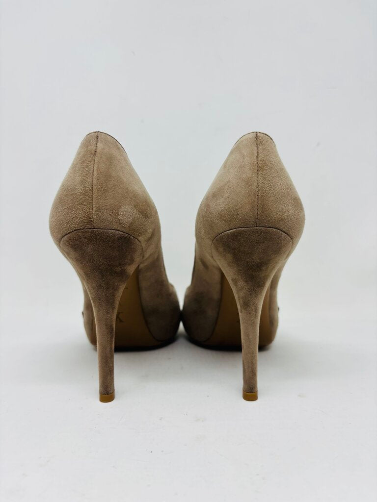 Louis Vuitton LUXURY SHOES Taupe 6.5