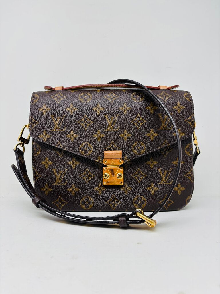 Louis Vuitton LUXURY HANDBAGS Brown Monogram