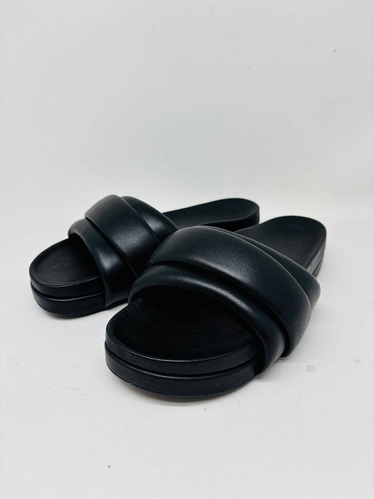 Commbi Slides Black 9
