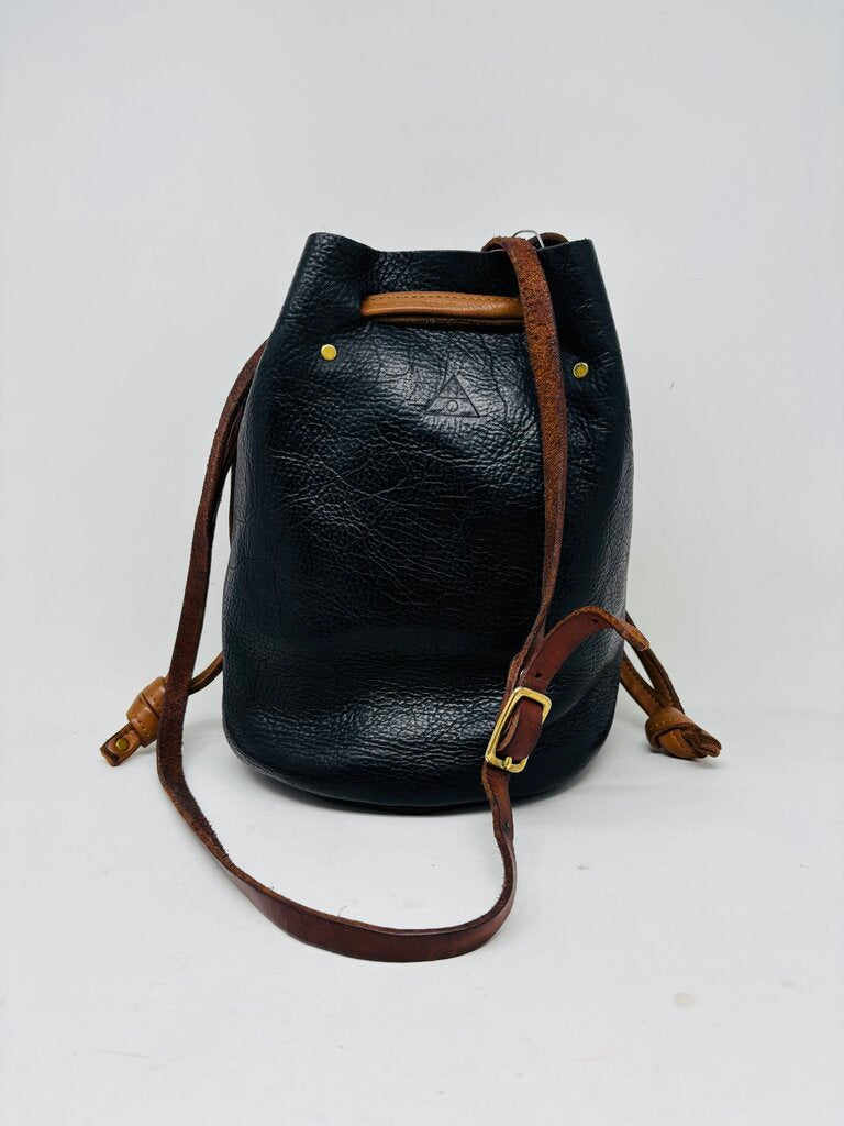 Neva Opet Crossbody Bag Black
