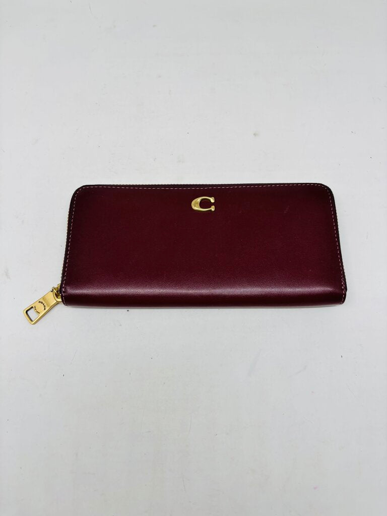 Coach Wallet Burgundy