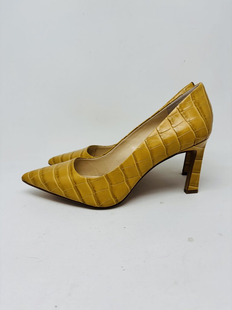 Vince Camuto Heels Yellow 11