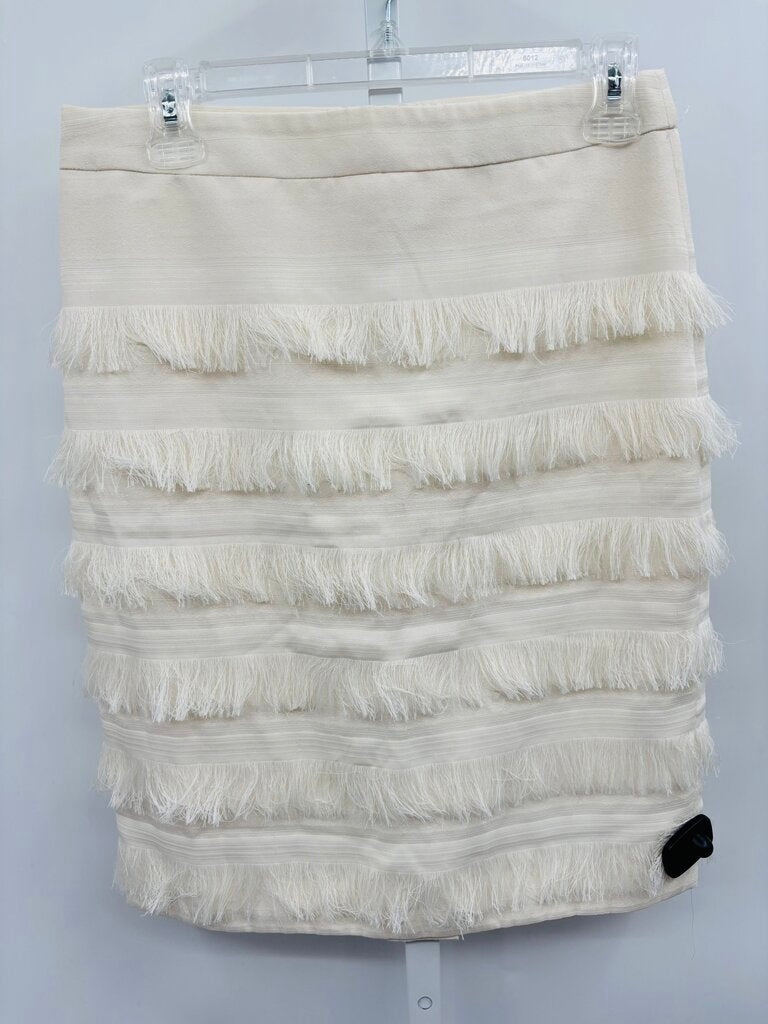 Banana Republic: Heritage Skirt Ivory 4