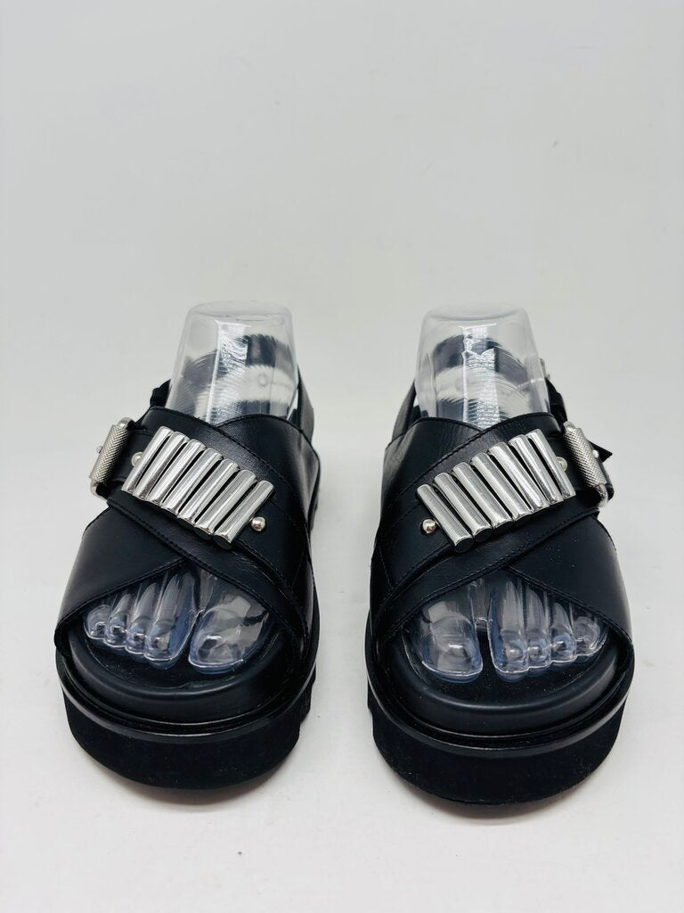 McQ: Alexander McQueen Sandals Black 6.5