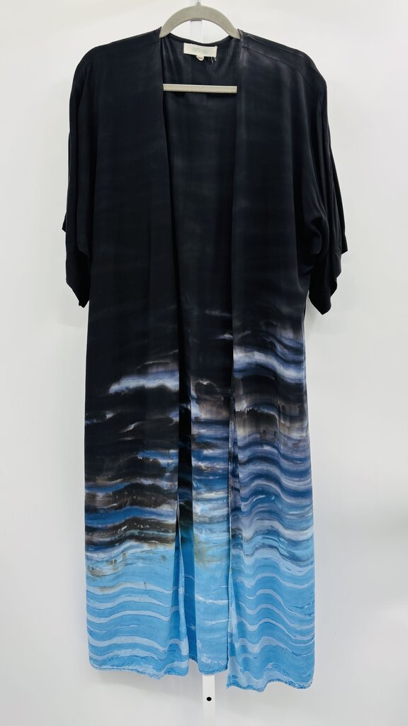 River + Sky Kimono Black S