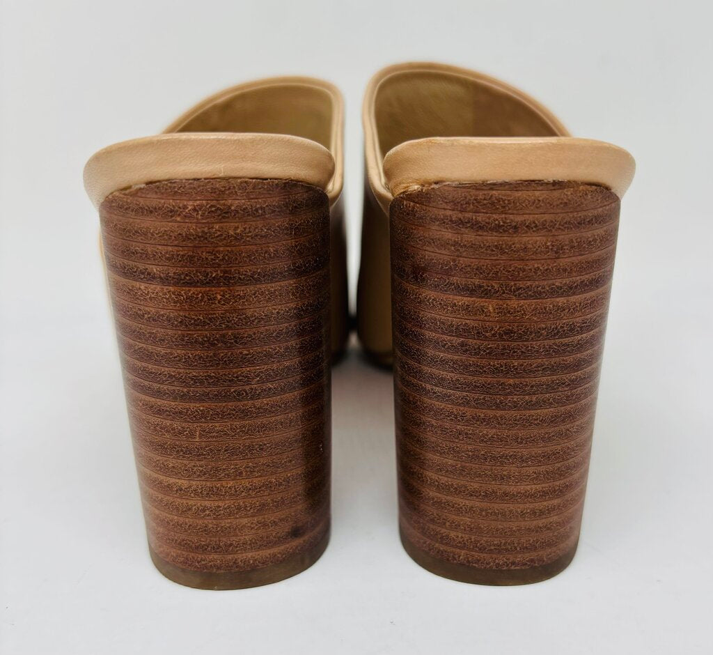 Pour la Victoire Heels Beige 6.5