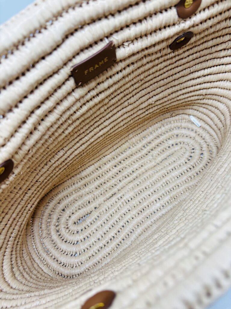 Frame Tote Beige