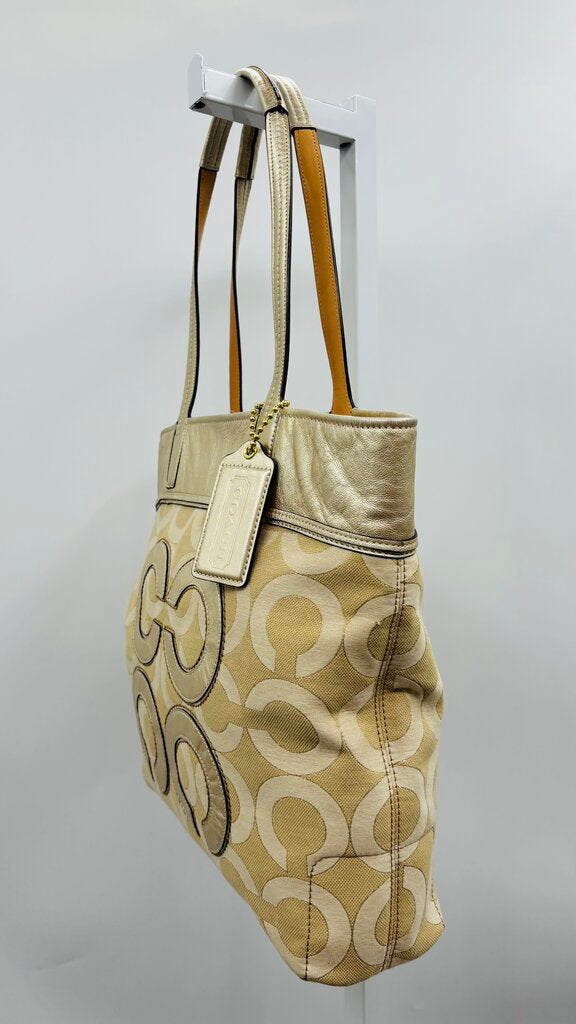 Coach Tote Beige