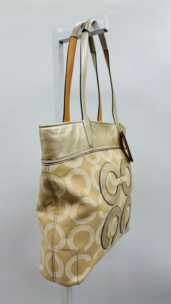 Coach Tote Beige