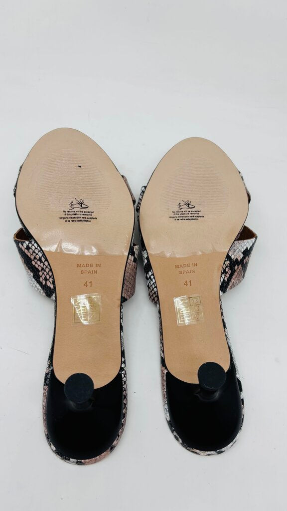 Anthropologie Heels Grey 10