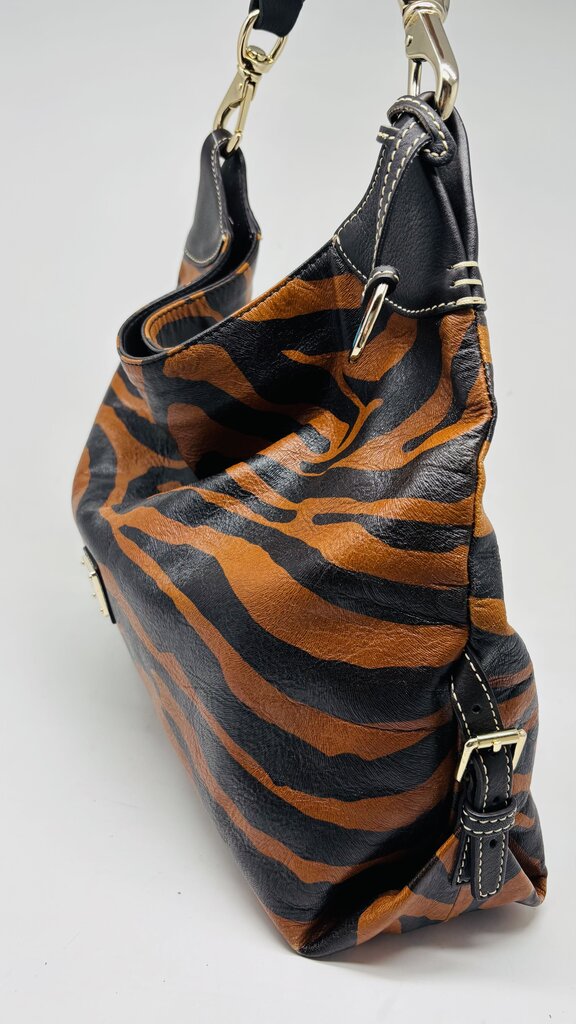 Dooney & Bourke Handbag Brown