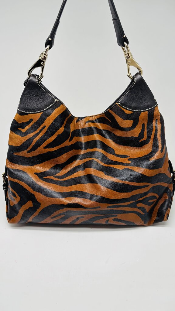 Dooney & Bourke Handbag Brown