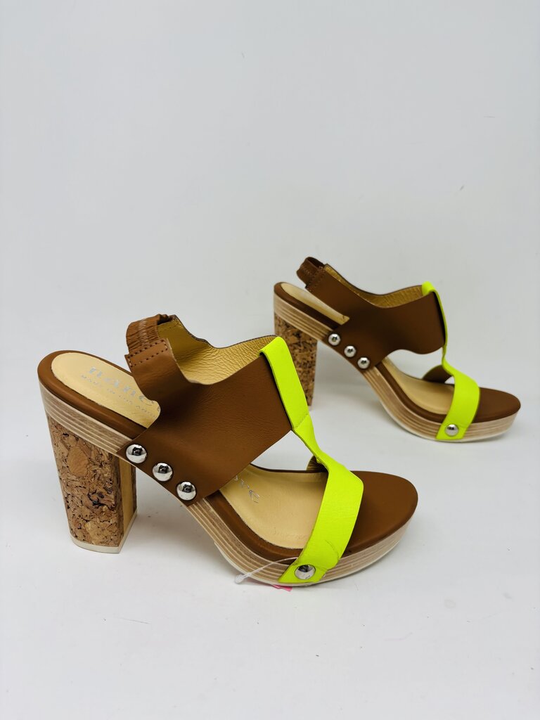 Nanette Lepore Heels Tan 7