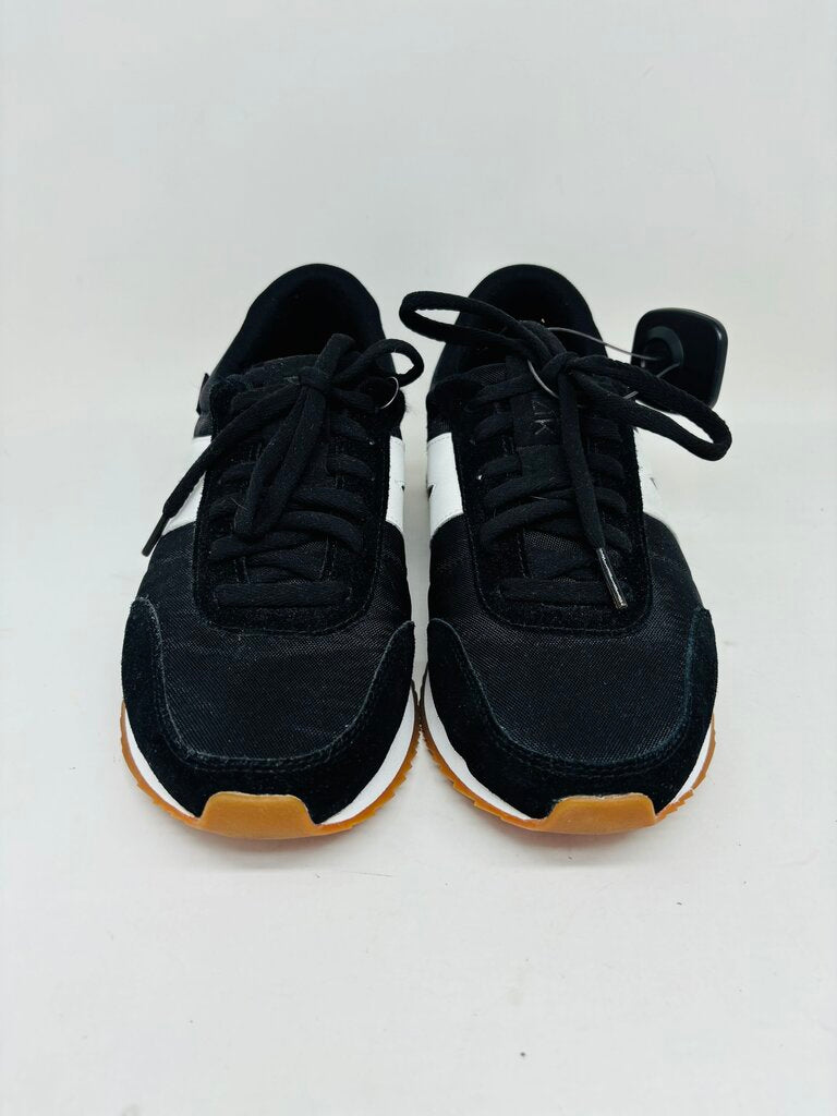 Kizik Sneakers Black 8.5