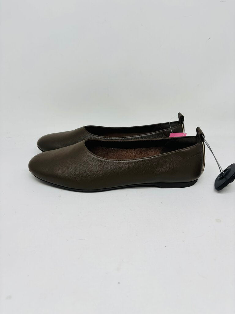 Everlane Flats Brown 7.5