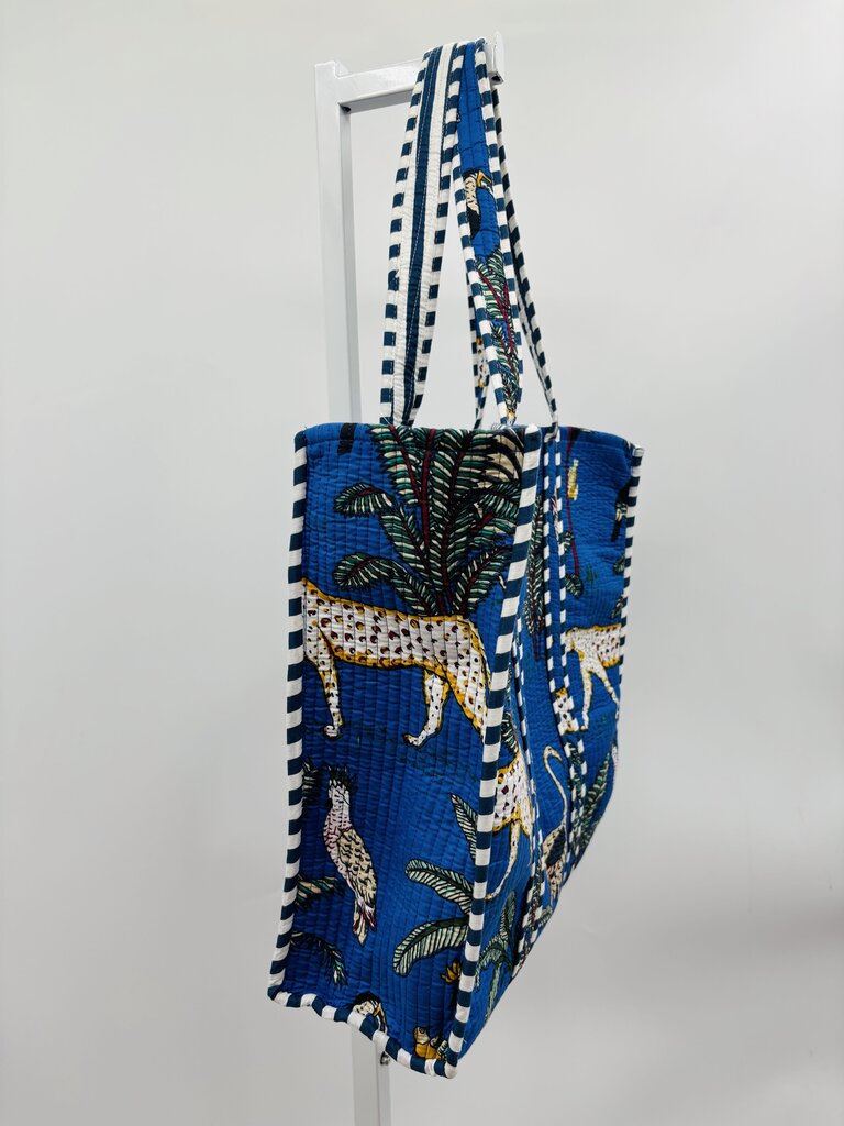 Tote Blue