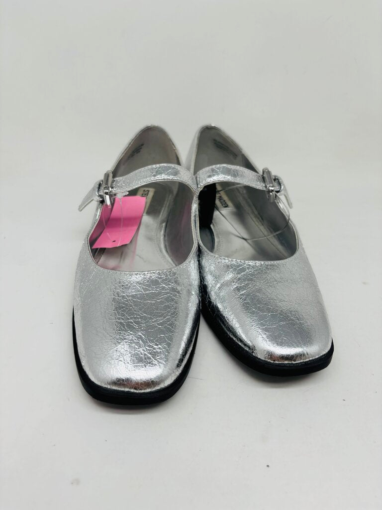 Steve Madden Flats Silver 9.5