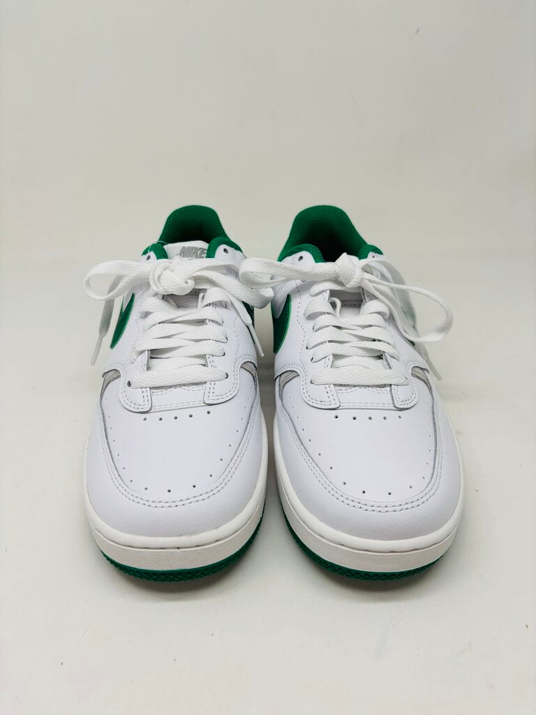 Nike Sneakers Green 6.5