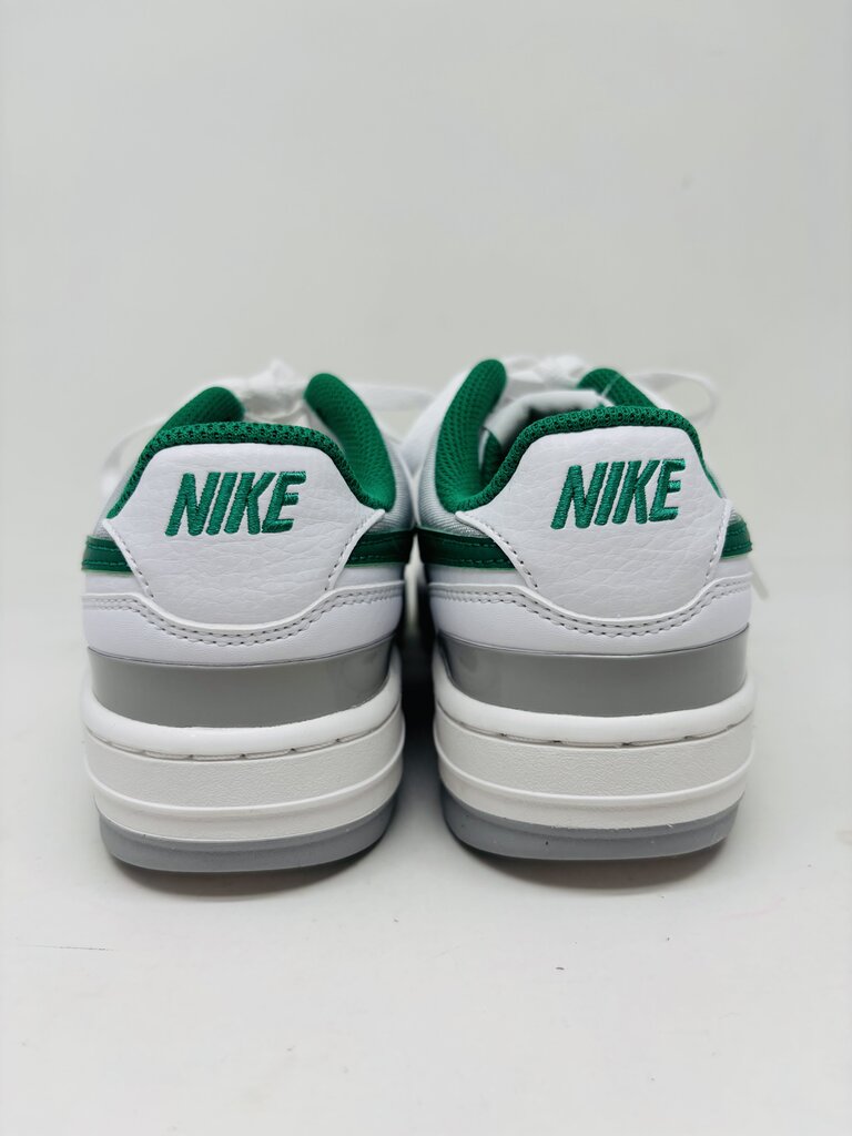 Nike Sneakers Green 6.5