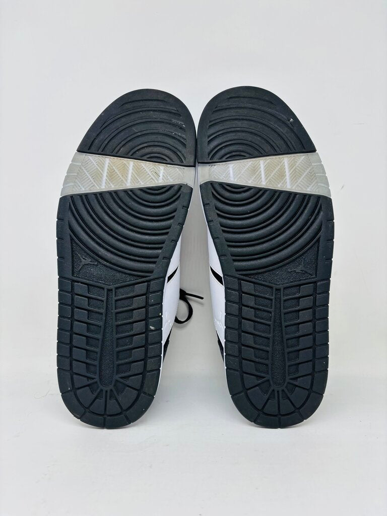 Nike Sneakers Black 8.5