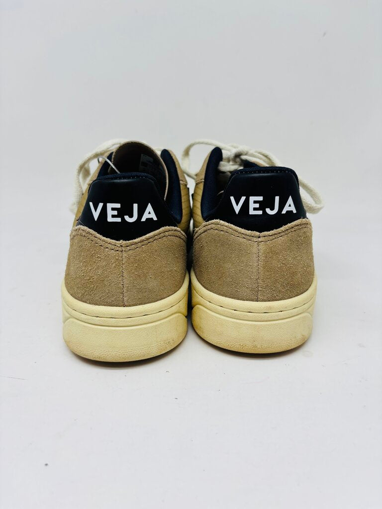 Veja Sneakers Tan 7