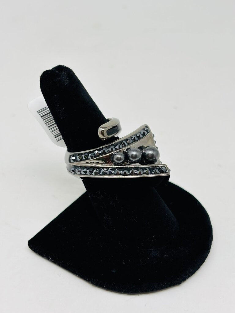 Swarovski Ring Black 6.5