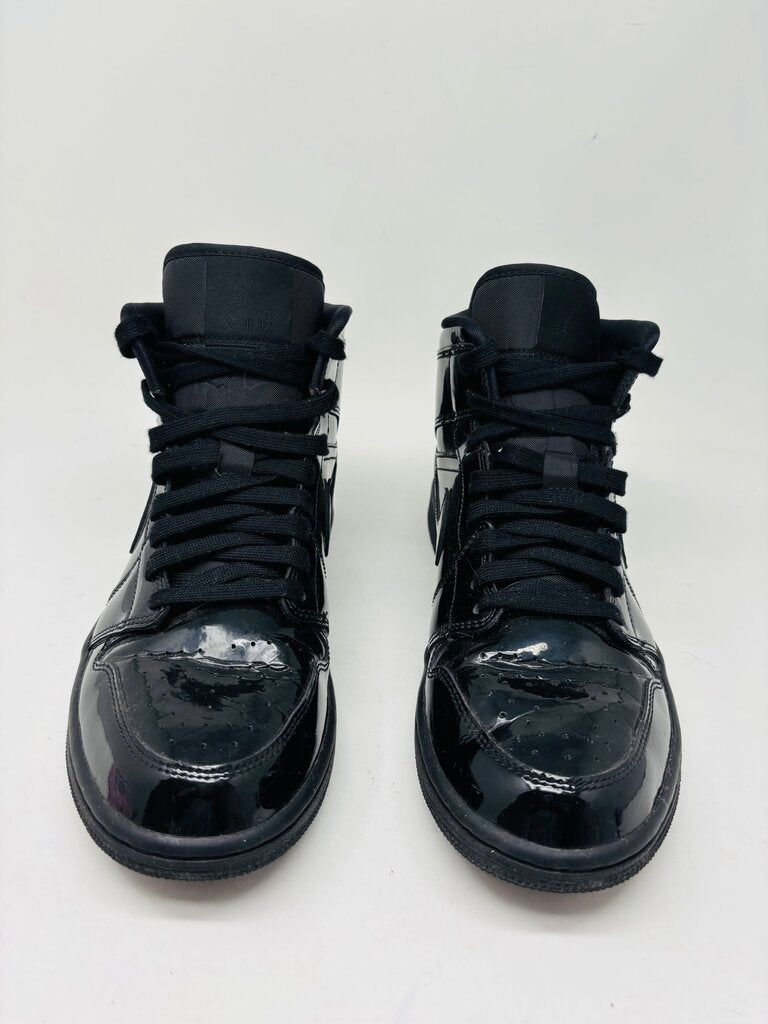 Nike Sneakers Black 9.5