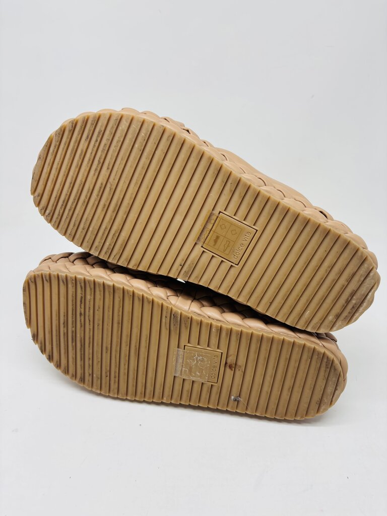 Dolce Vita Sandals Taupe 6.5