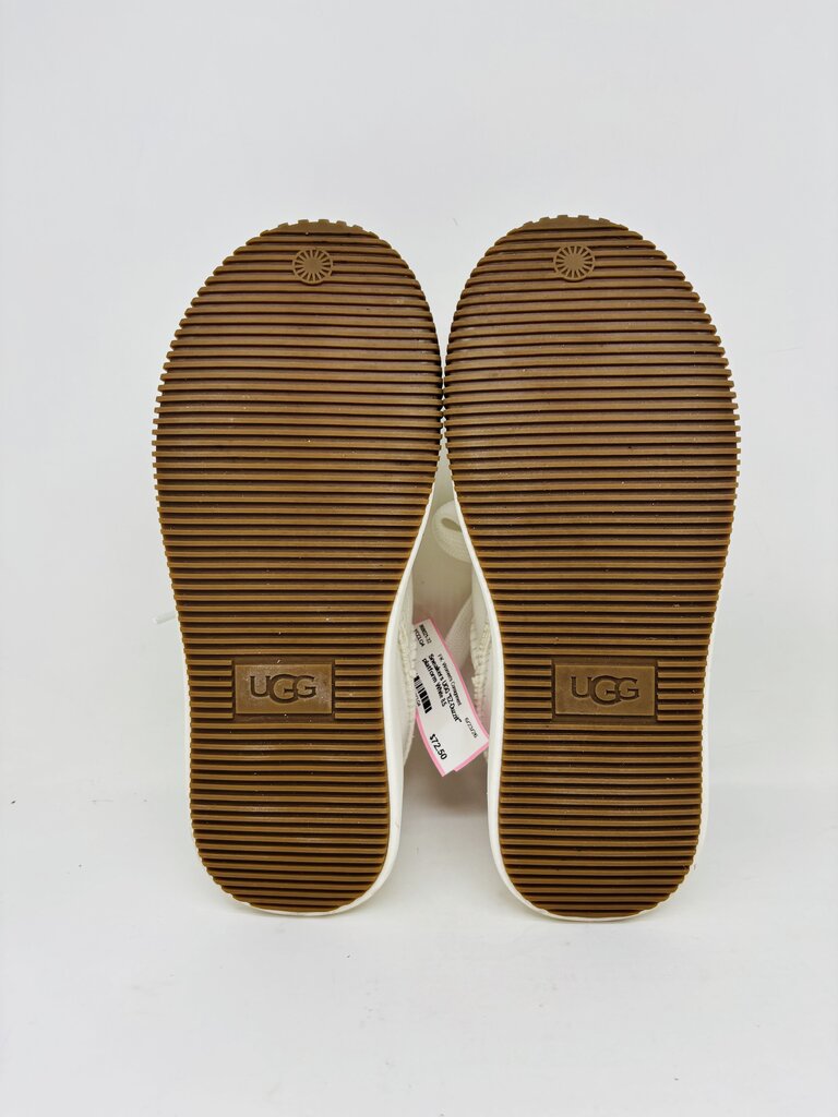 UGG Sneakers White 8.5