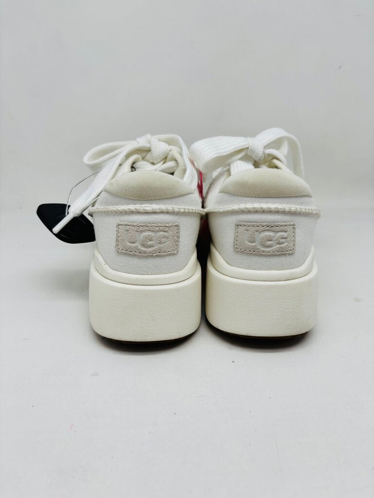 UGG Sneakers White 8.5