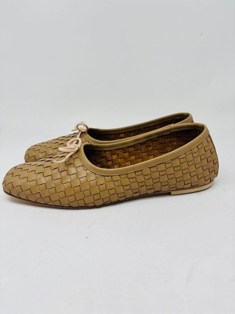 Freda Salvador Flats Beige 8.5