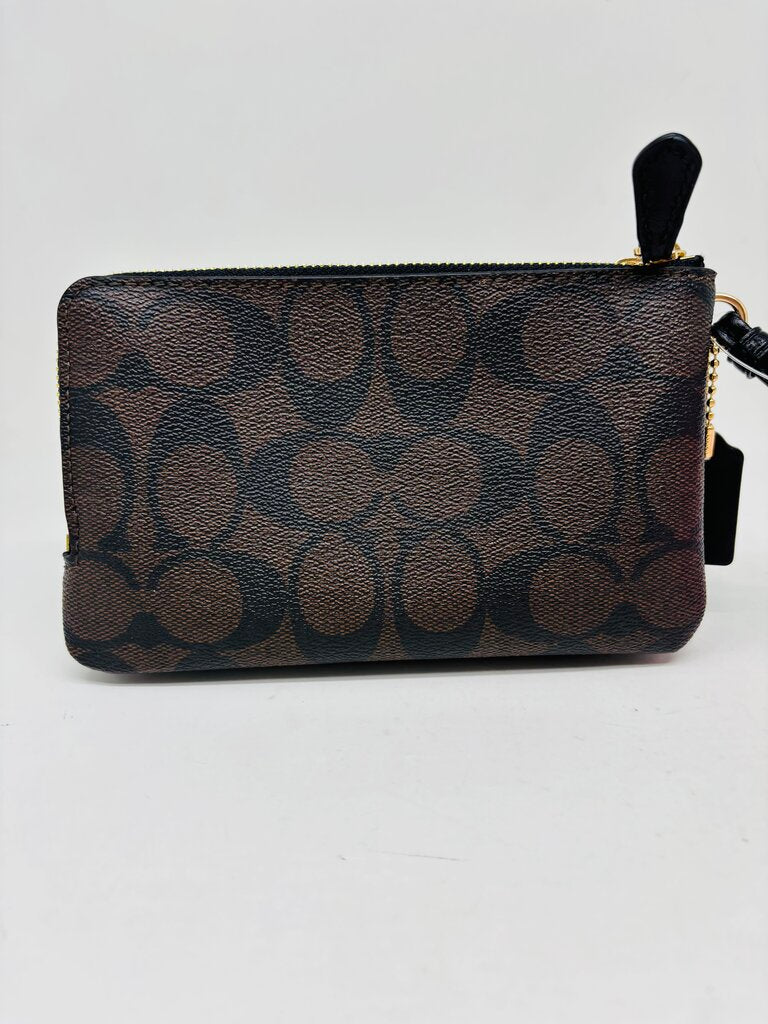 Coach Wristlet Brown Signature