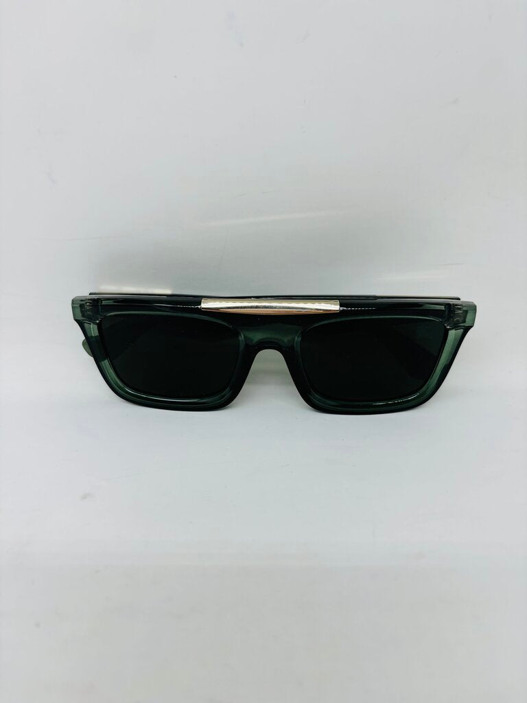 Burberry LUXURY SUNGLASSES