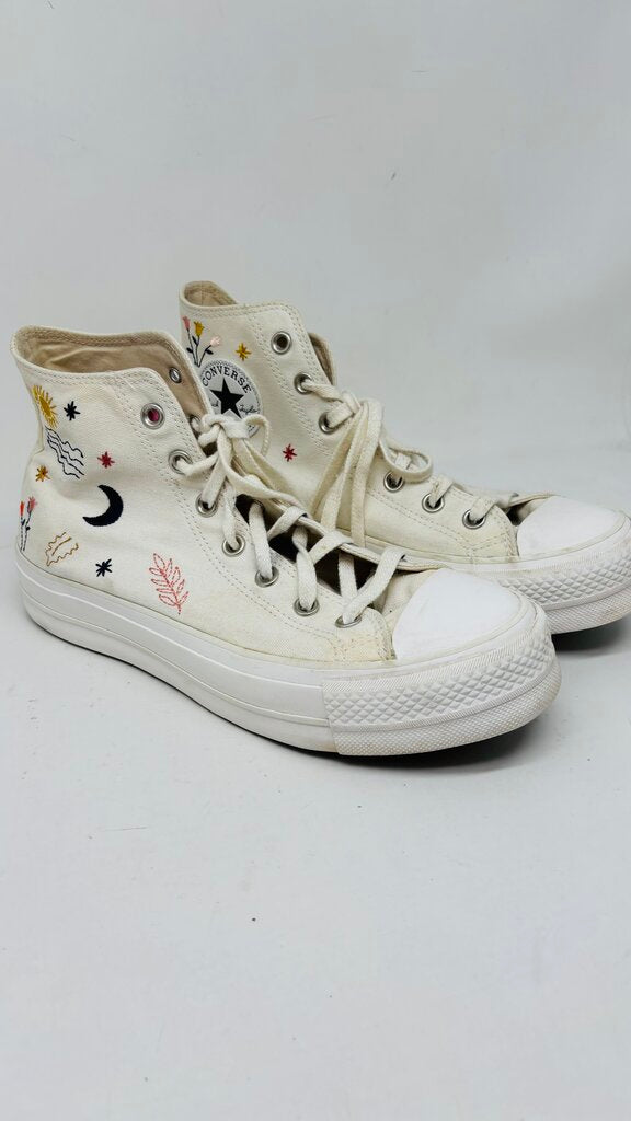 Converse Sneakers Beige 9.5