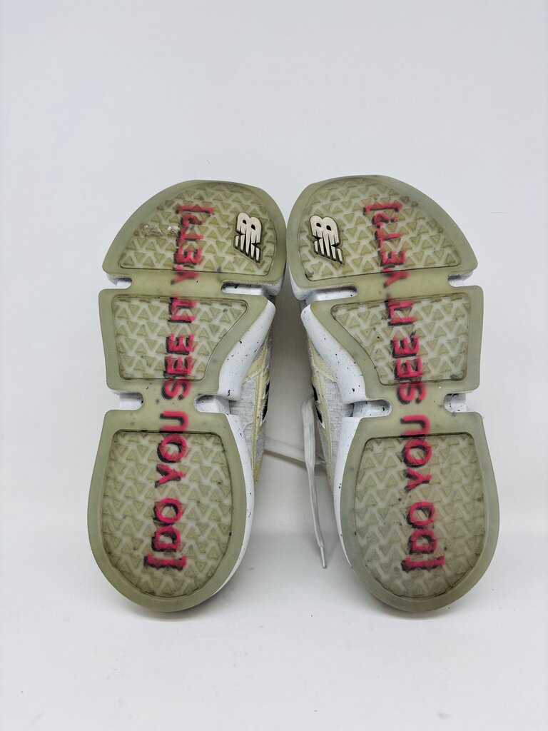 New Balance Sneakers Grey 8.5
