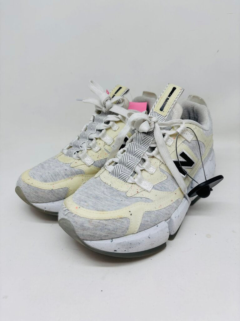 New Balance Sneakers Grey 8.5