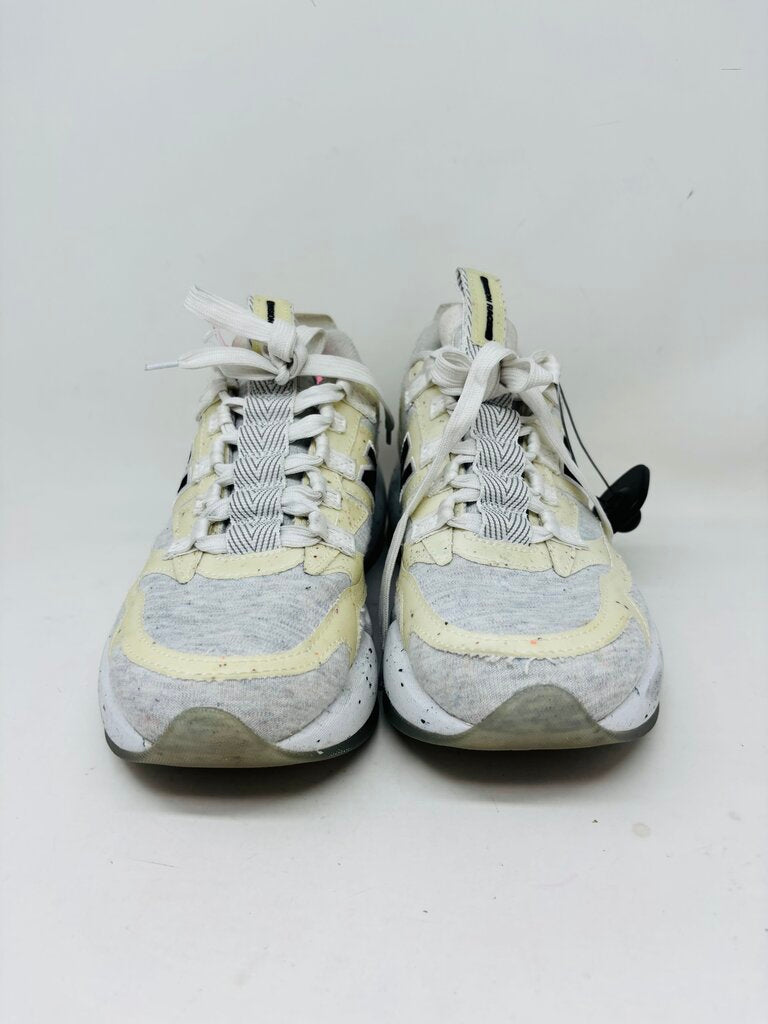 New Balance Sneakers Grey 8.5