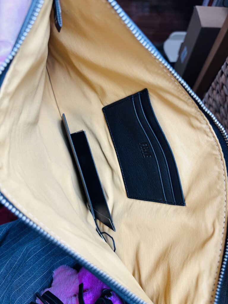 Frye Wristlet Black