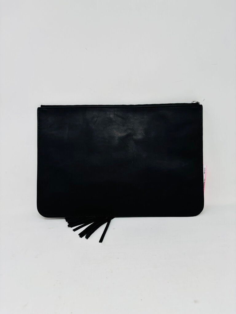 Frye Wristlet Black