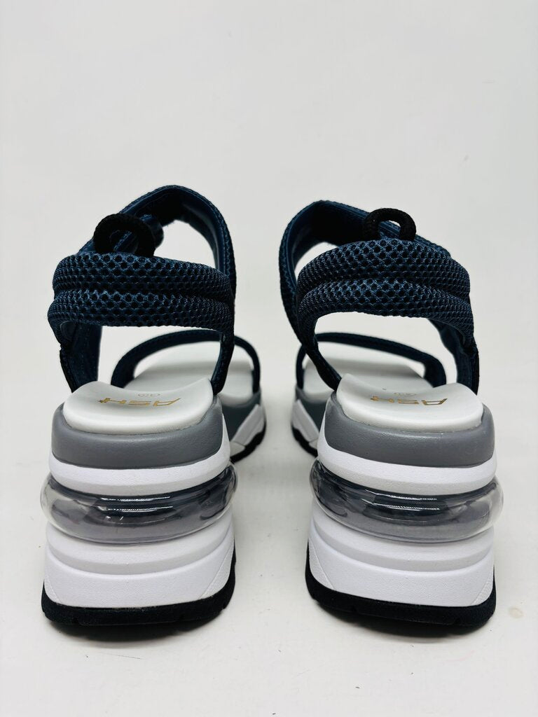 Ash Wedge Navy 9