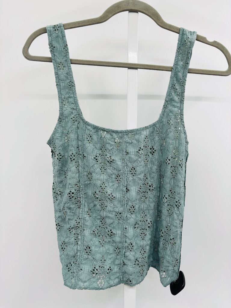 Intimately: FP Top Green M