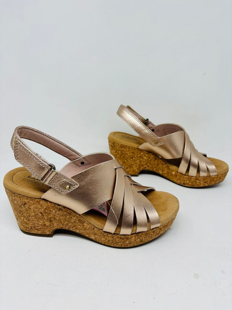 Clarks Wedge Gold 7