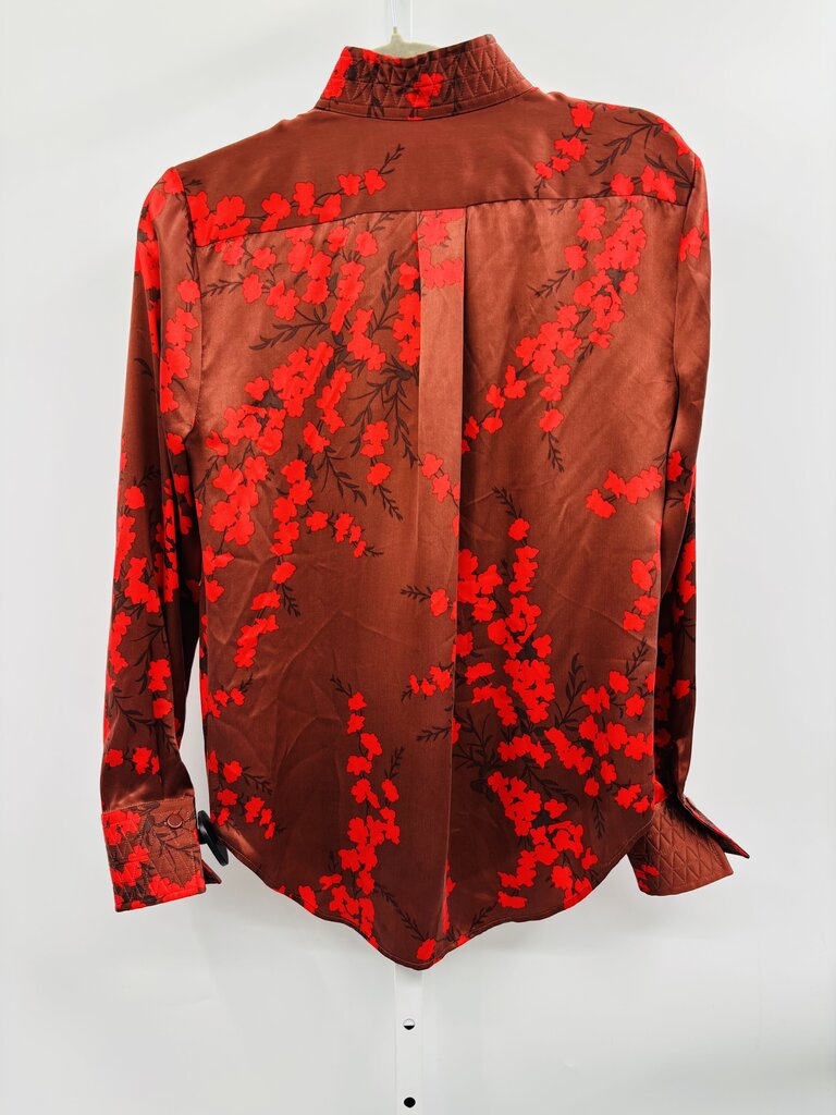 Equipment: Femme Blouse Brown XS