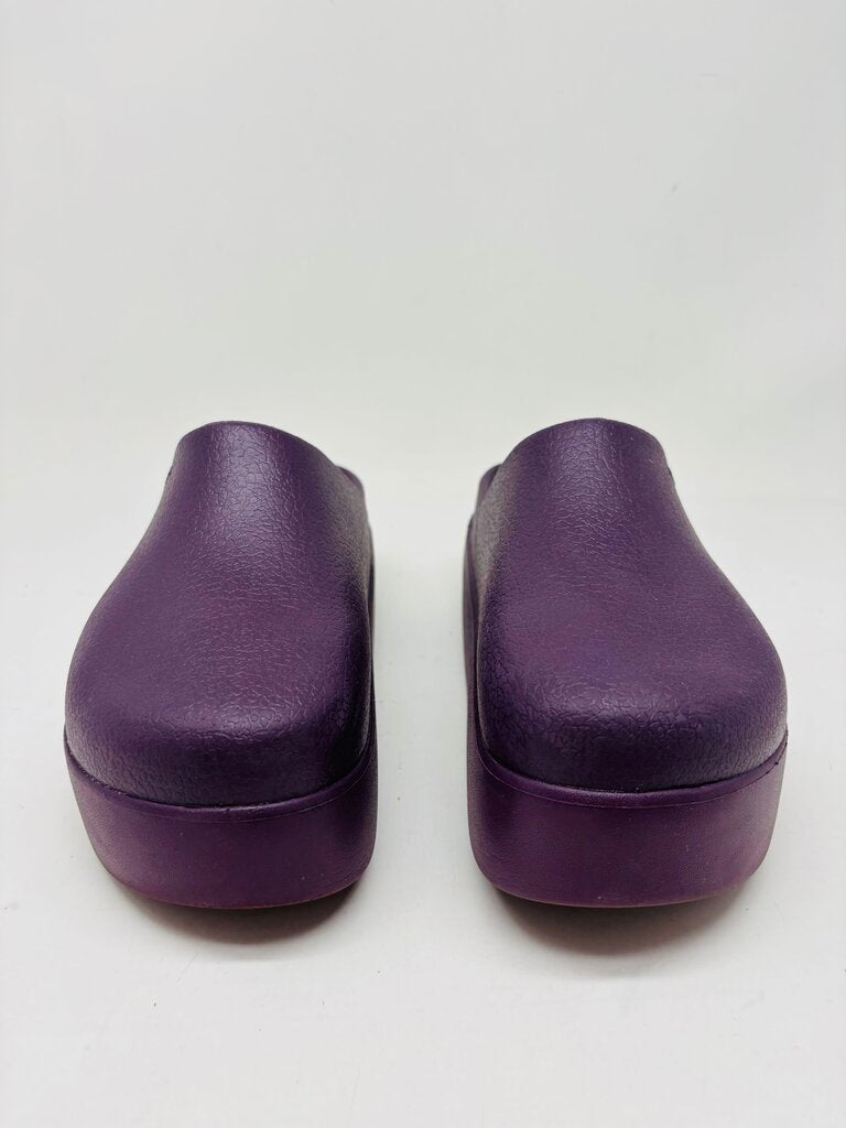 Crocs Clogs Purple 6