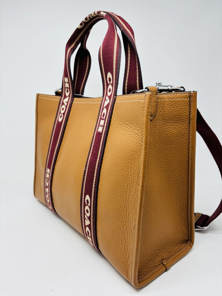 Coach Tote Tan