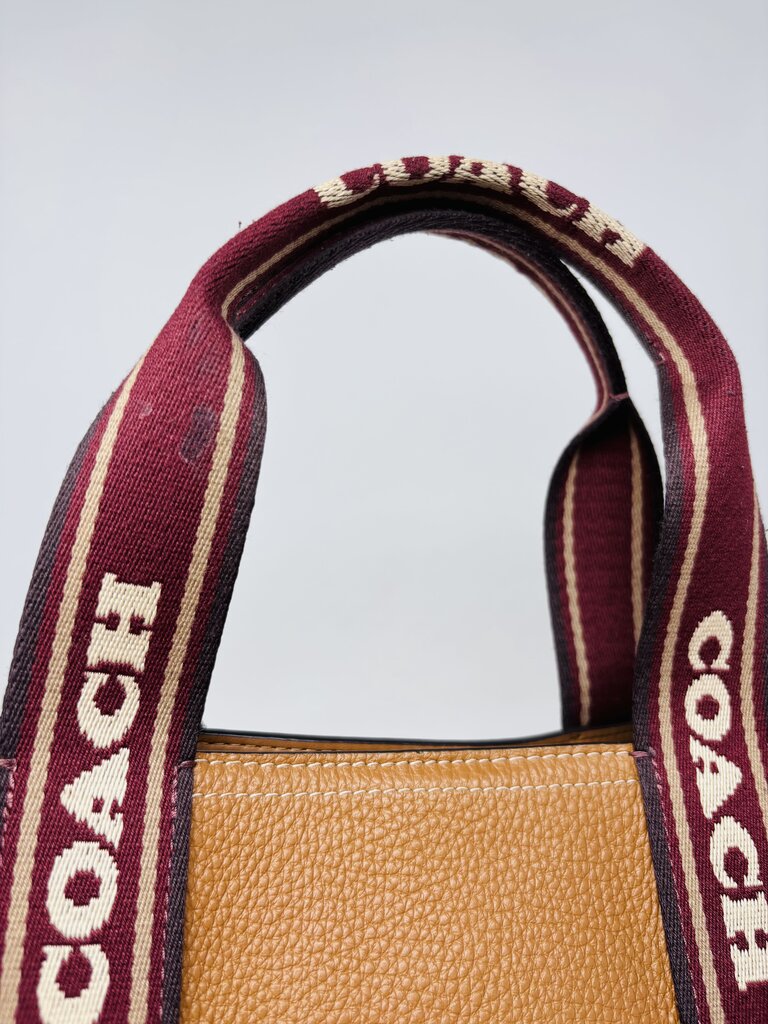 Coach Tote Tan